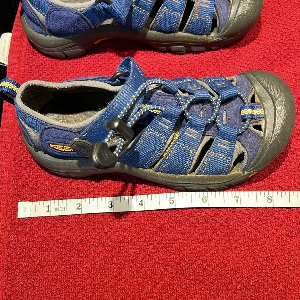 Keen slightly used